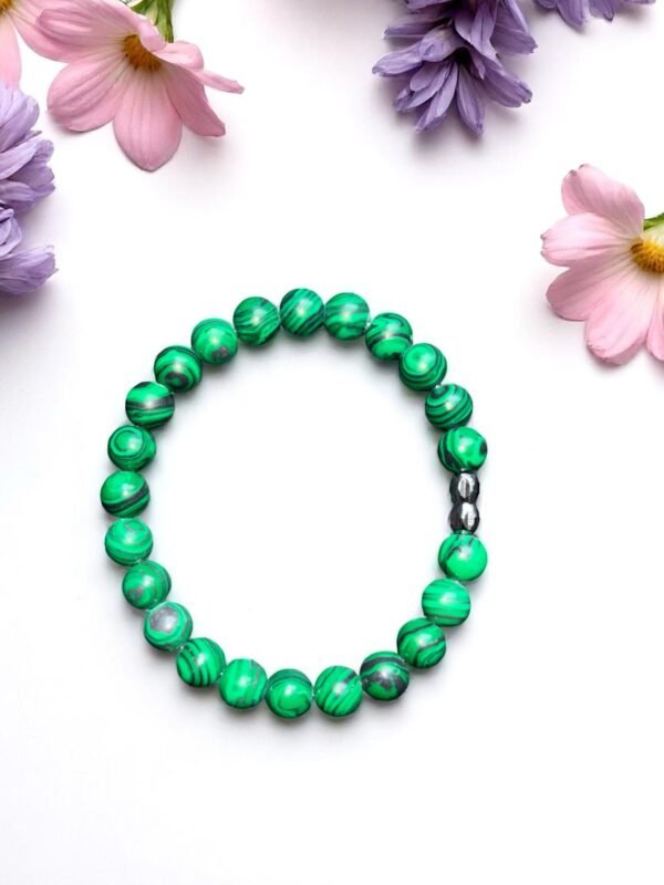 Bracelet en perles  Malachites – Force & Équilibre Intérieur